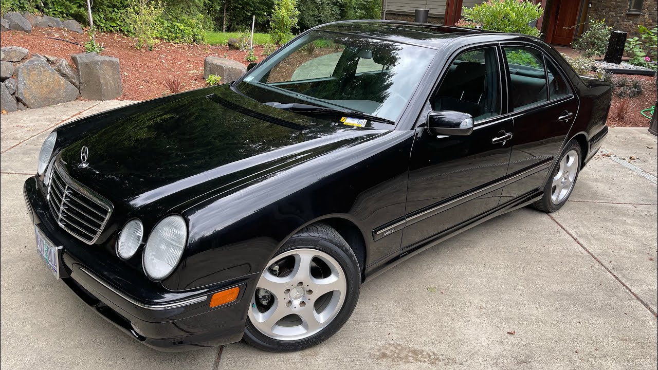 2002 Mercedes-Benz E320 Sport Sedan in Black
