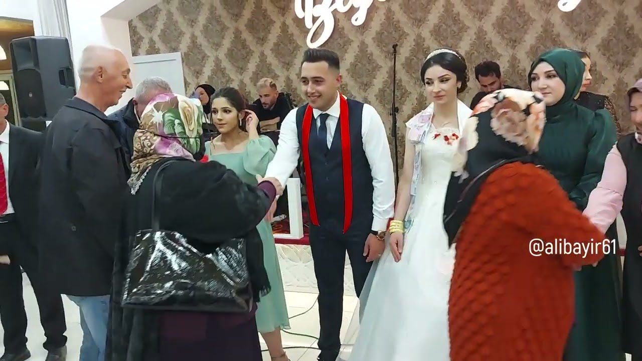 Düğün Orta Merasimi Takı Töreni | Ali Keçeci , Melike Kara Düğünü