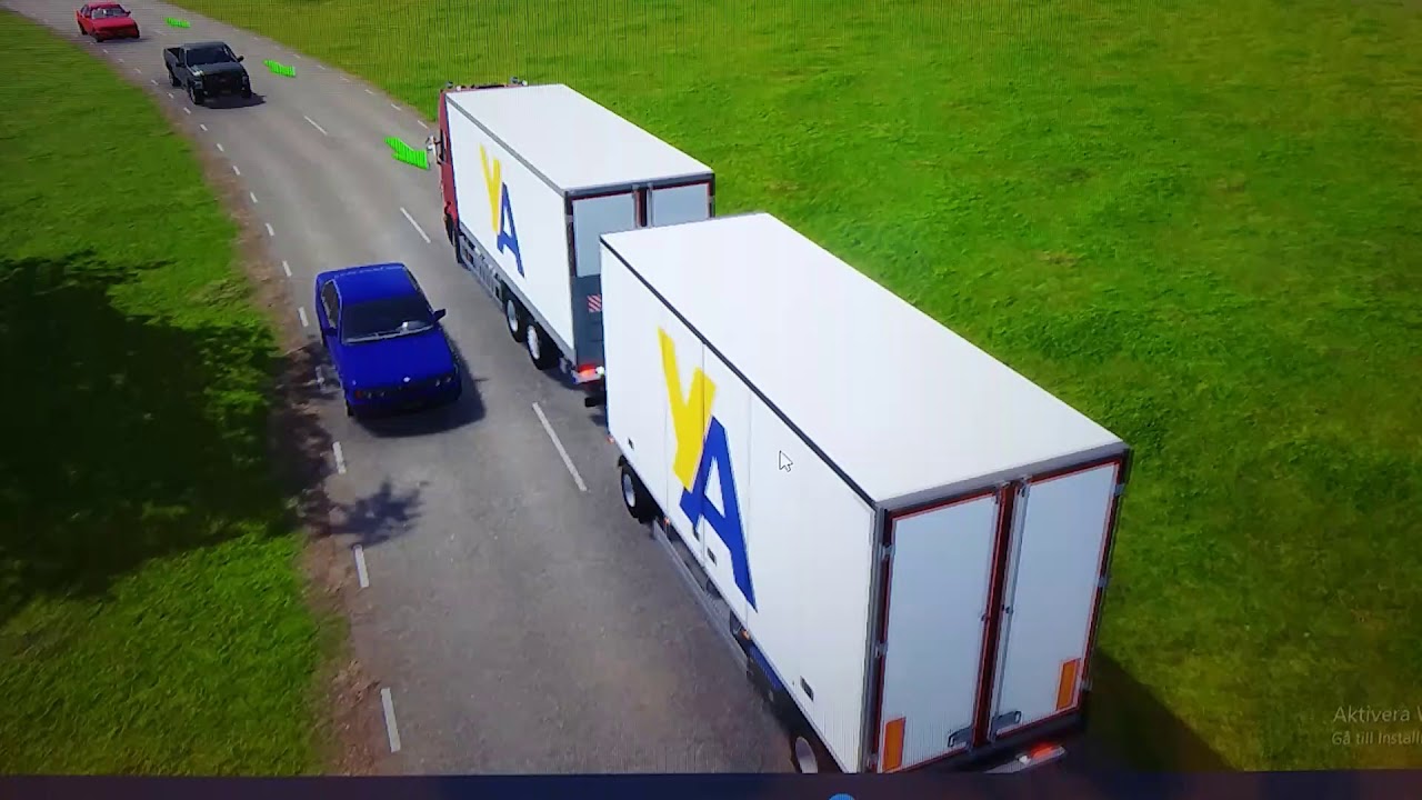 Driving a big truck with slepe back side with curve left