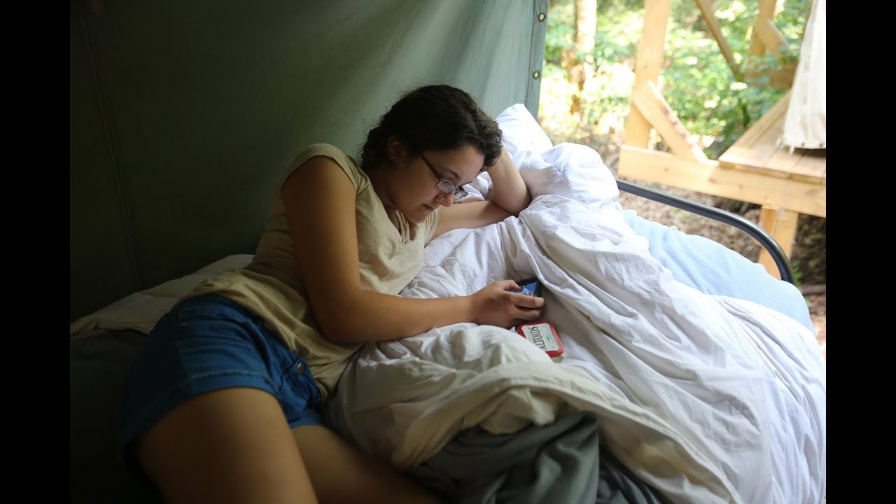 Teens and Their Smartphones: A Summer Camp Experiment