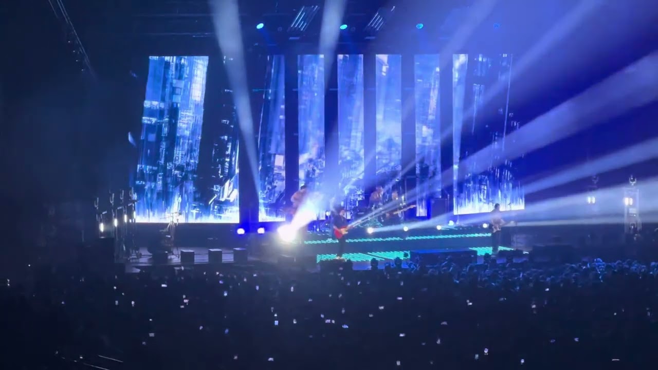 Kyo - Je Cours - feat Waxx (Live Accor Arena Paris 2025)