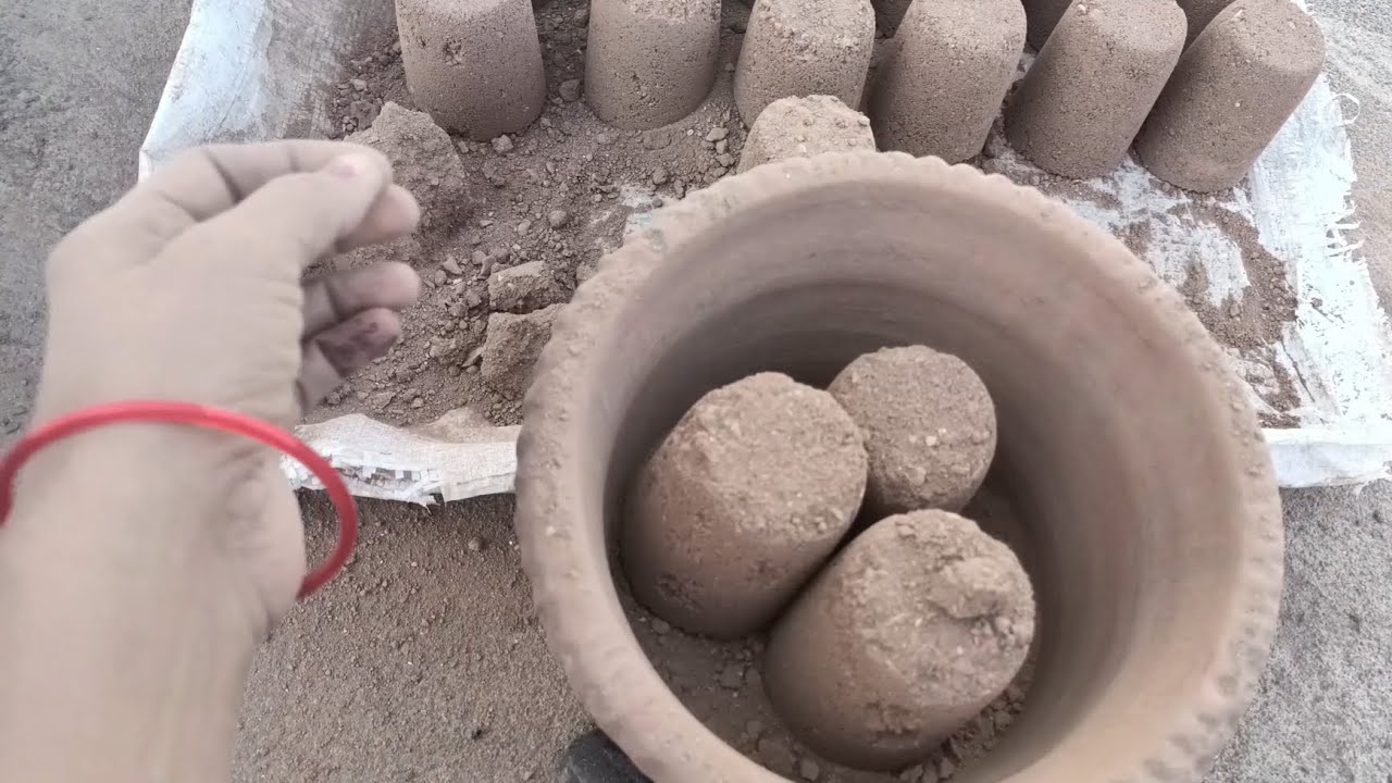 Claypot crumbling//satisfying ASMR 