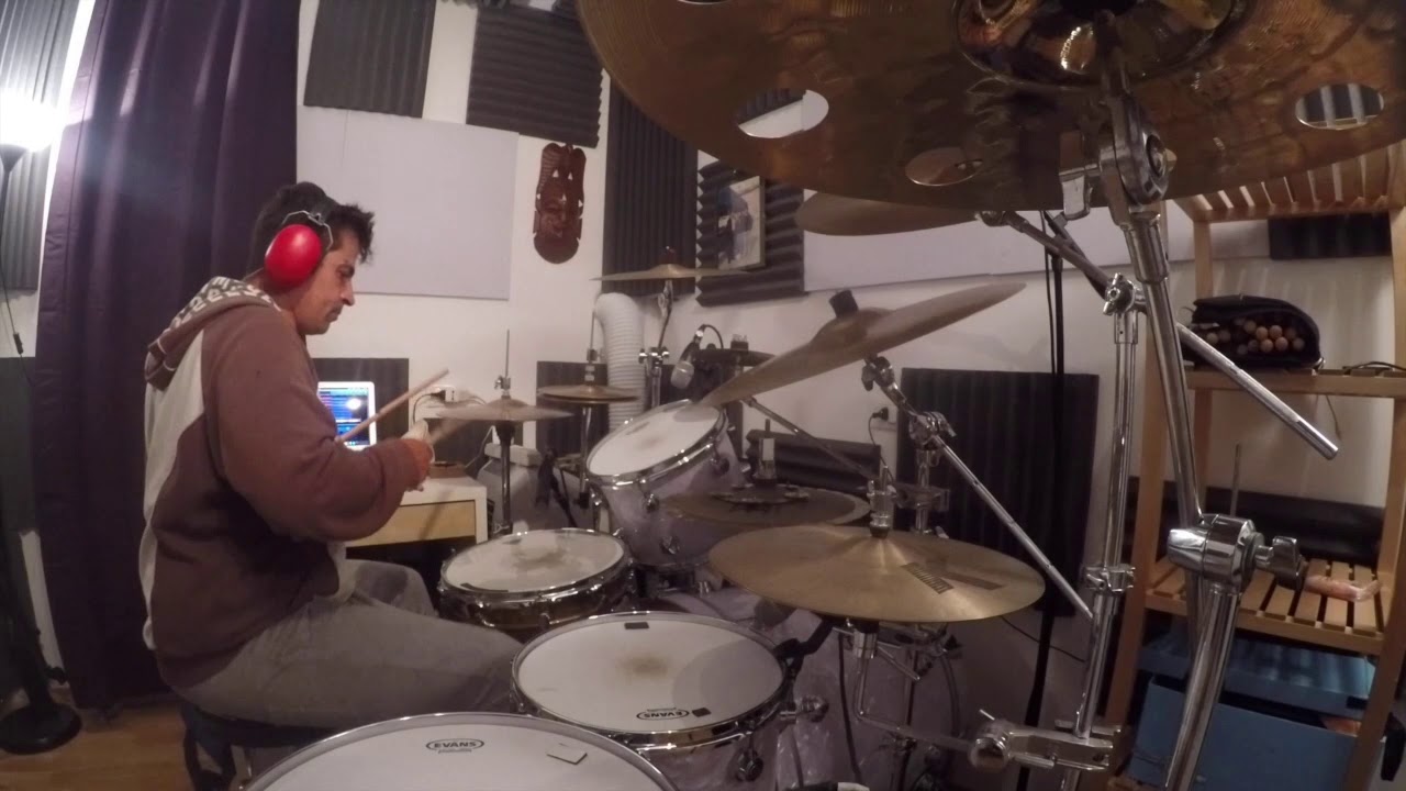 Sally - drum cover - suonata su una drumless cover track di Vasco Rossi