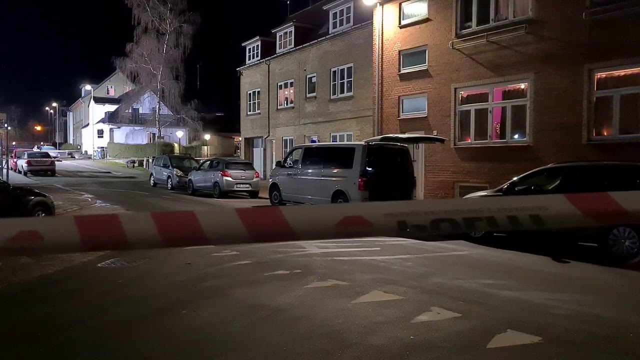 Dobbelt knivstikkeri i Haderslev