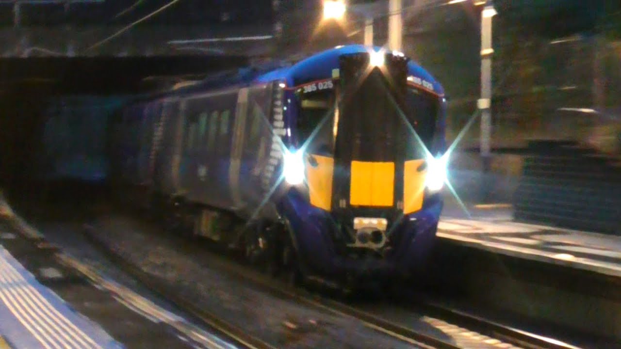 Trains at Cambuslang, WCML - 13/10/19