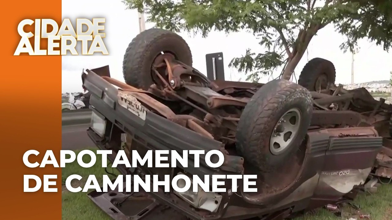 Caminhonete perde o controle e capota no Arco Leste em Londrina