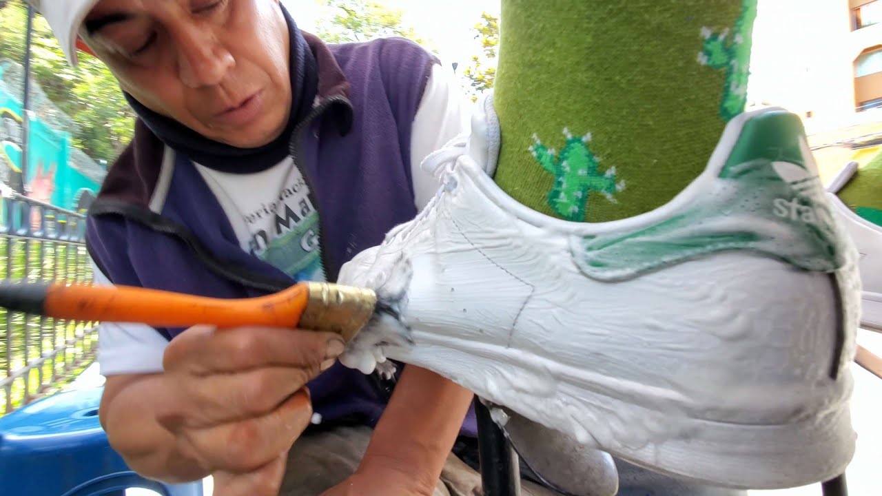 $.75 SOAPY SNEAKER CLEANING on STAN SMITH Classic ADIDAS Tennis Shoes | Mexico City 🇲🇽 (ASMR)
