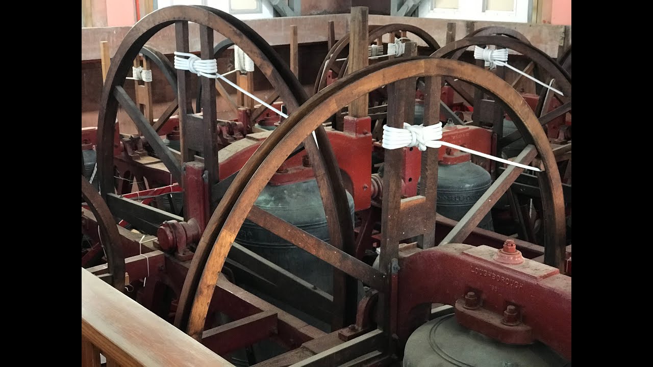 🇳🇿 Half muffled bellringing at Wellington Cathedral, NZ