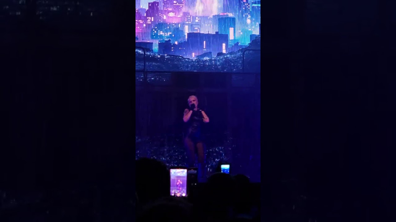 HALSEY : HURRICANE (L'OLYMPIA N2, PARIS 27.01.2026)