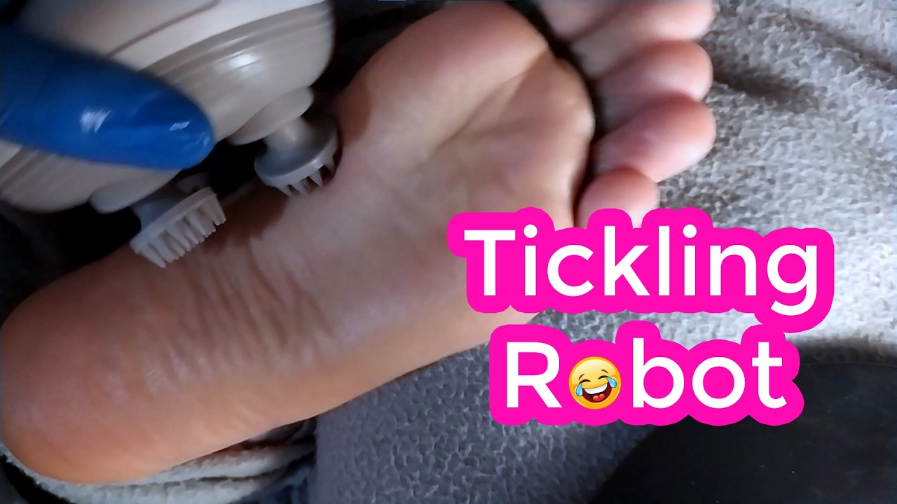Night Foot Tickling ASMR | The doctor is treating me (by making me laugh) 🦶🏻 #asmr #foot #tickle