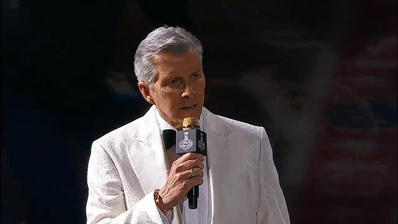 Legendary announcer Michael Buffer introduces Golden Knights & Capitals