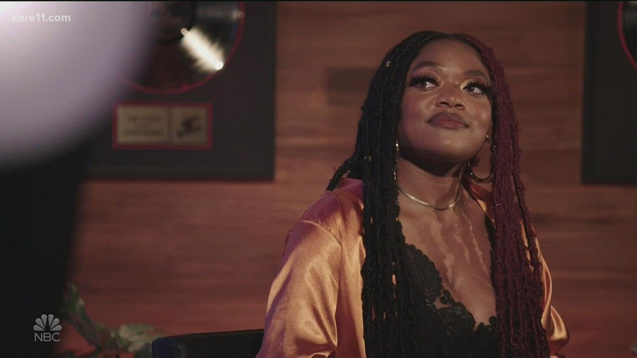 Roseville native wows judges on 'The Voice'