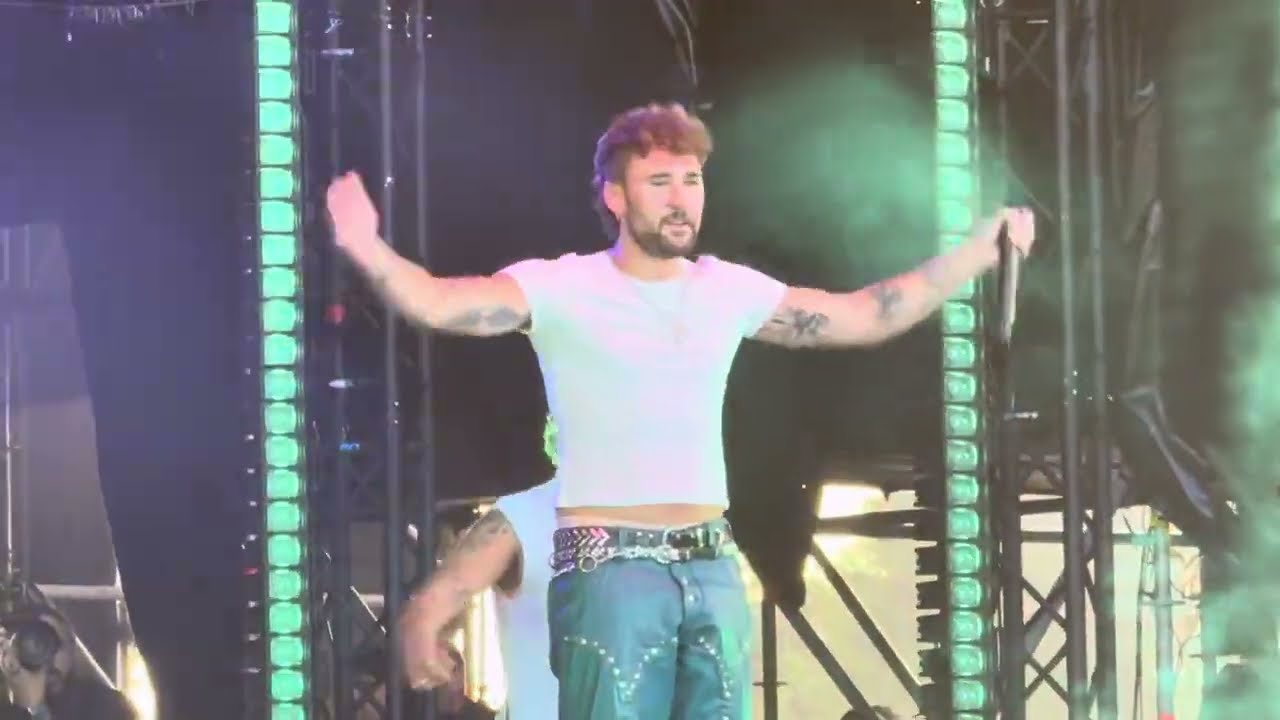 Dani Fernández - Me Has Invitado a Bailar @ O Son do Camiño 2025