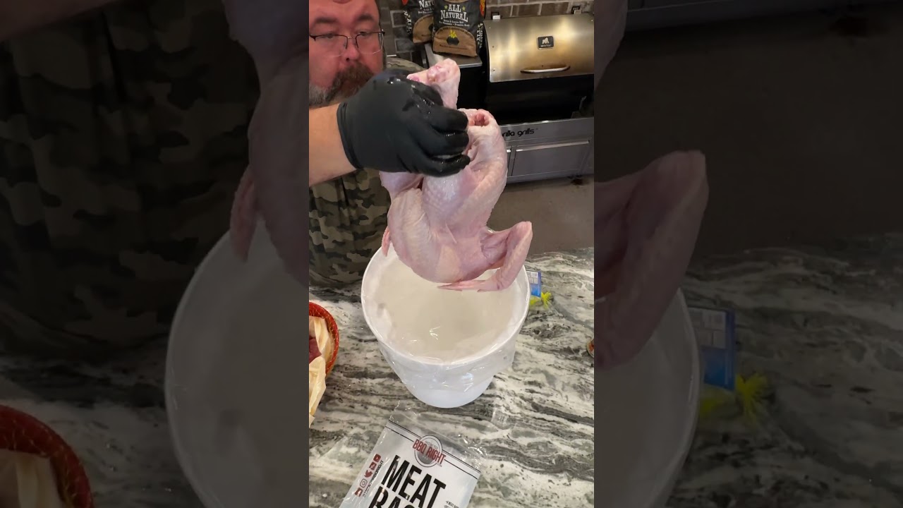 brine that bird! #turkey #thanksgivingturkey #smokedturkey #howtobbqright