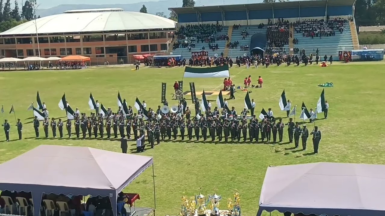 Jorge Oblitas en el gran concurso de  banda Colcapirhua Cochabamba 11 de septiembre 2025