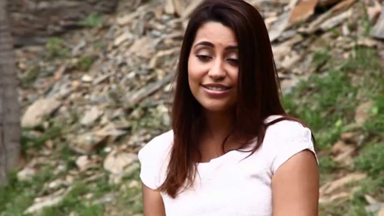 IVELINE - DEUS QUE TUDO VÊ