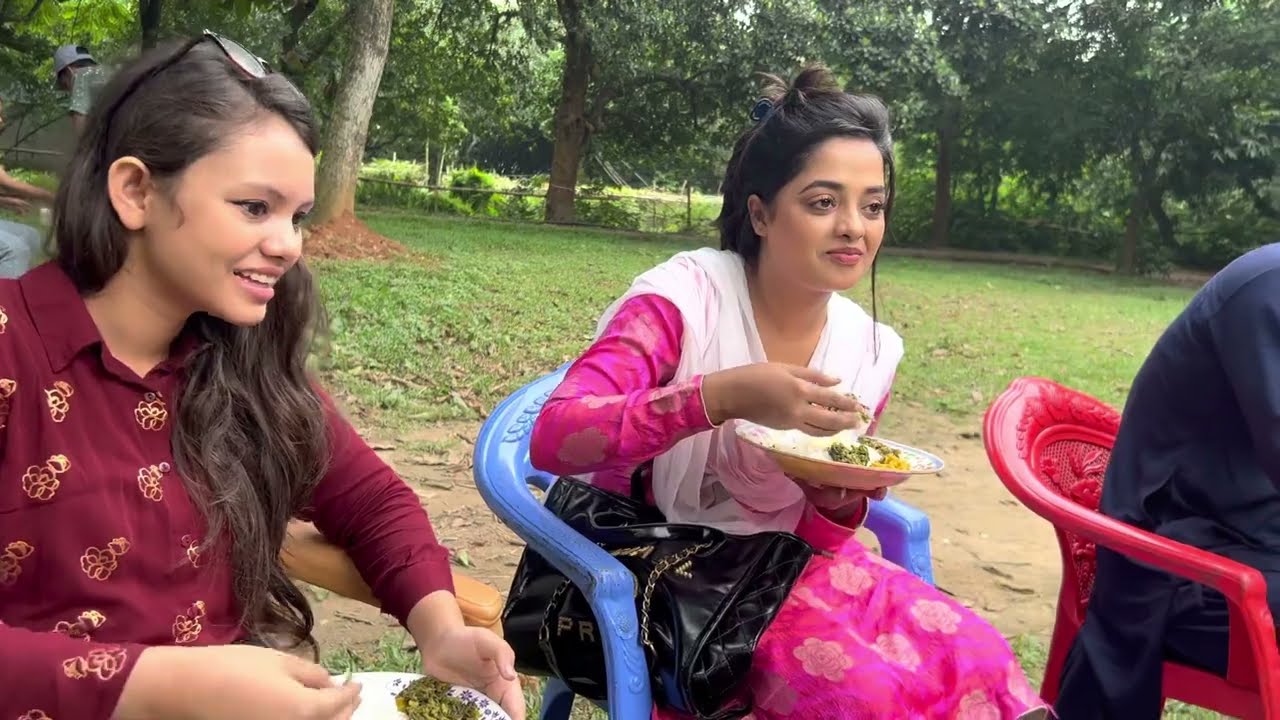 শুটিং এ আমরা কি খাই? |Shakila Parvin |Shooting days |Disha Moni