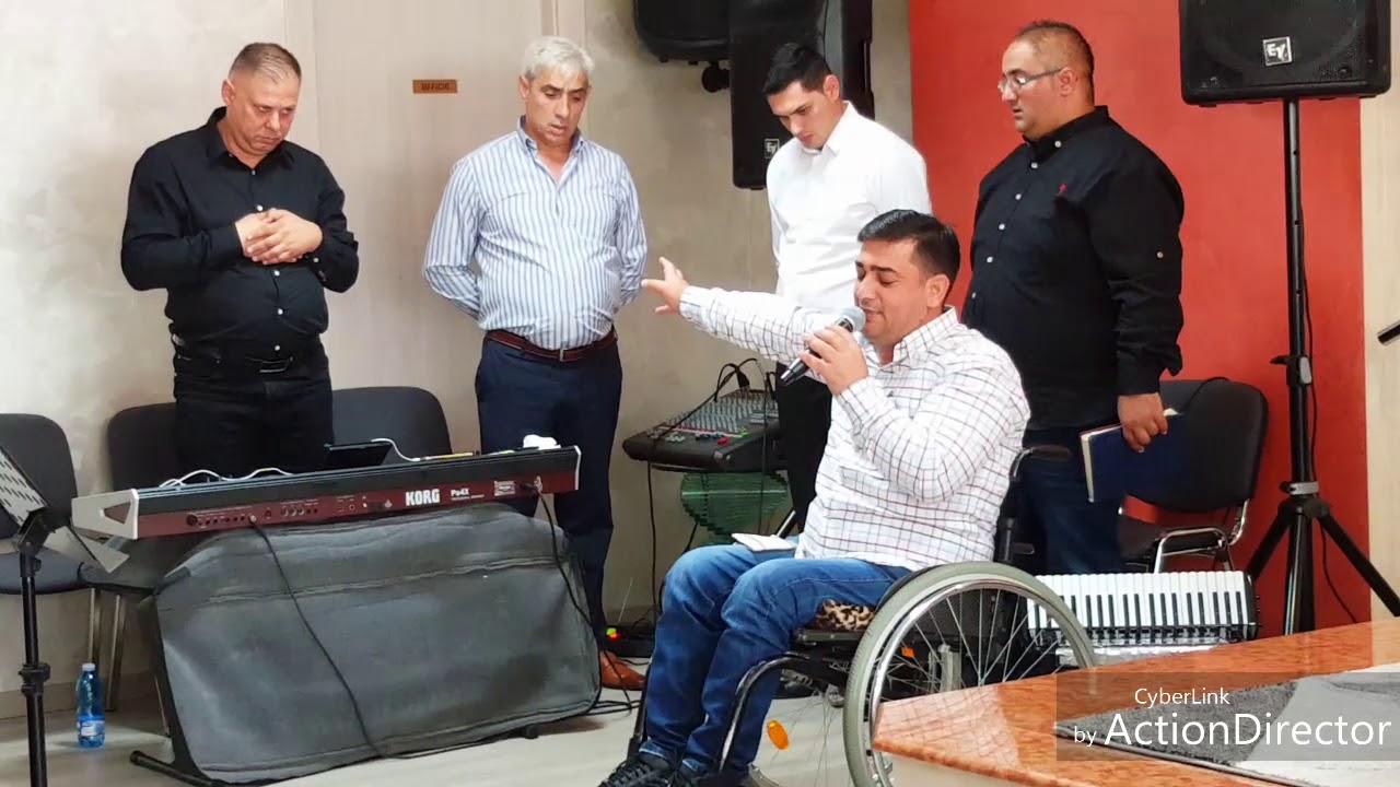 Mircia Ivan Predică în Biserica Filadelfia Monza - Milano