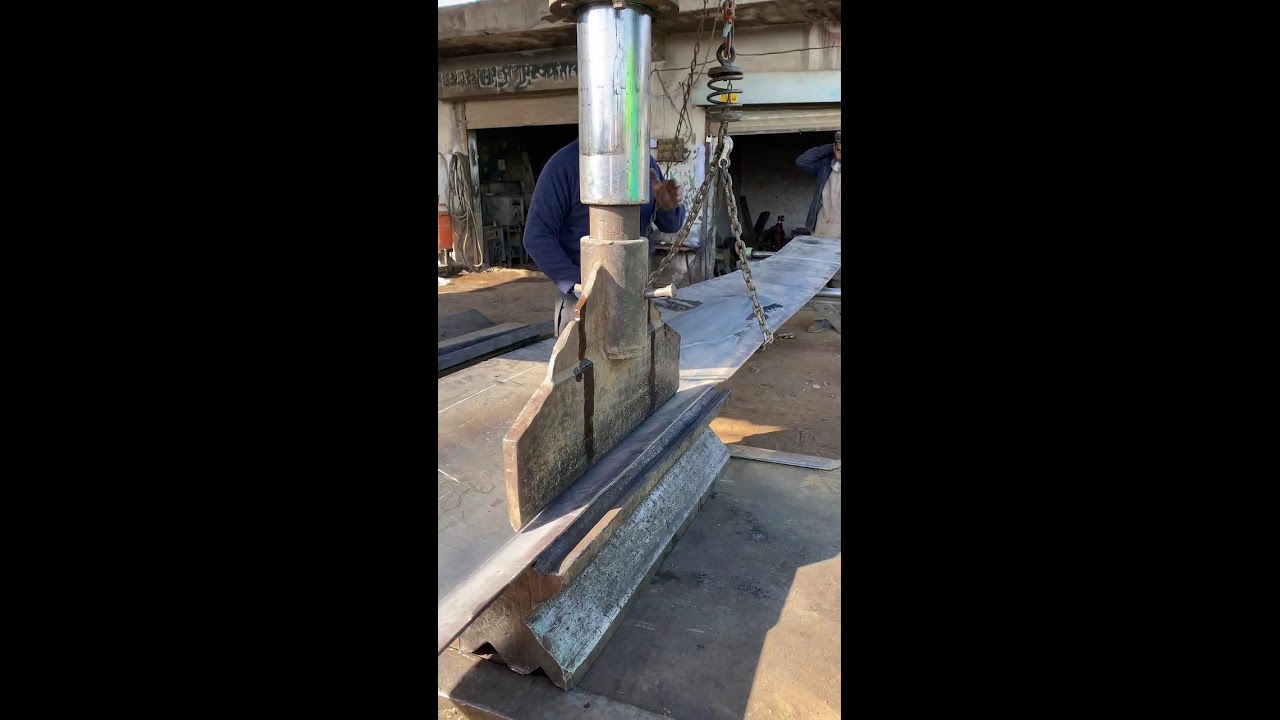 Why rivet are used instead of bolt or welding #rivet #technology #riveting