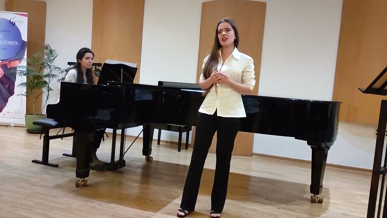 O cessate di piagarmi (rare rendition) by Alessandro Scarlatti; Halt! by Franz Schubert