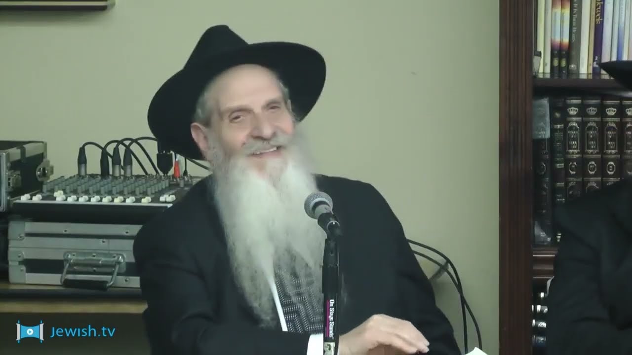 R' Zev Katz: Yud Alef Nissan 5712 & 5722, The Rebbe's Pesach Seder