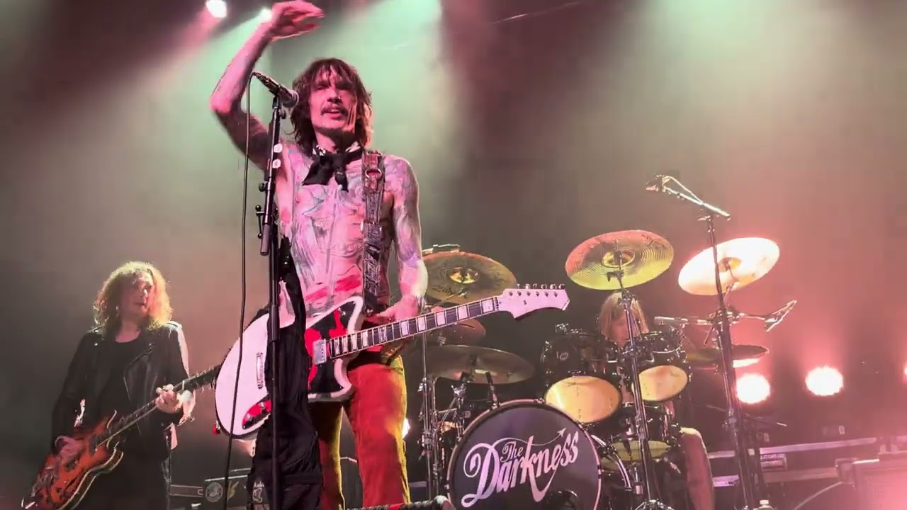 The Darkness - The Longest Kiss (Live) 4K