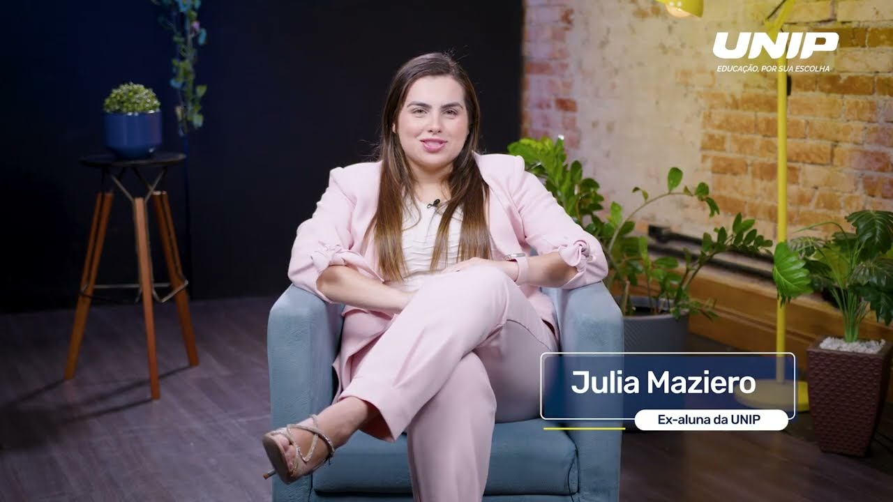 Odontologia - Depoimento real da ex-aluna Julia Maziero