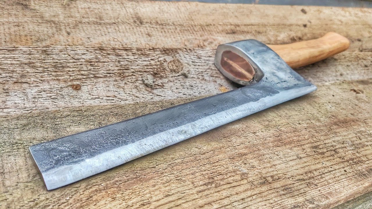 Remade an Old AXE, that's what Happened! Froe, Kindling Splitter, Wood Splitting Tool, Wood Shingles