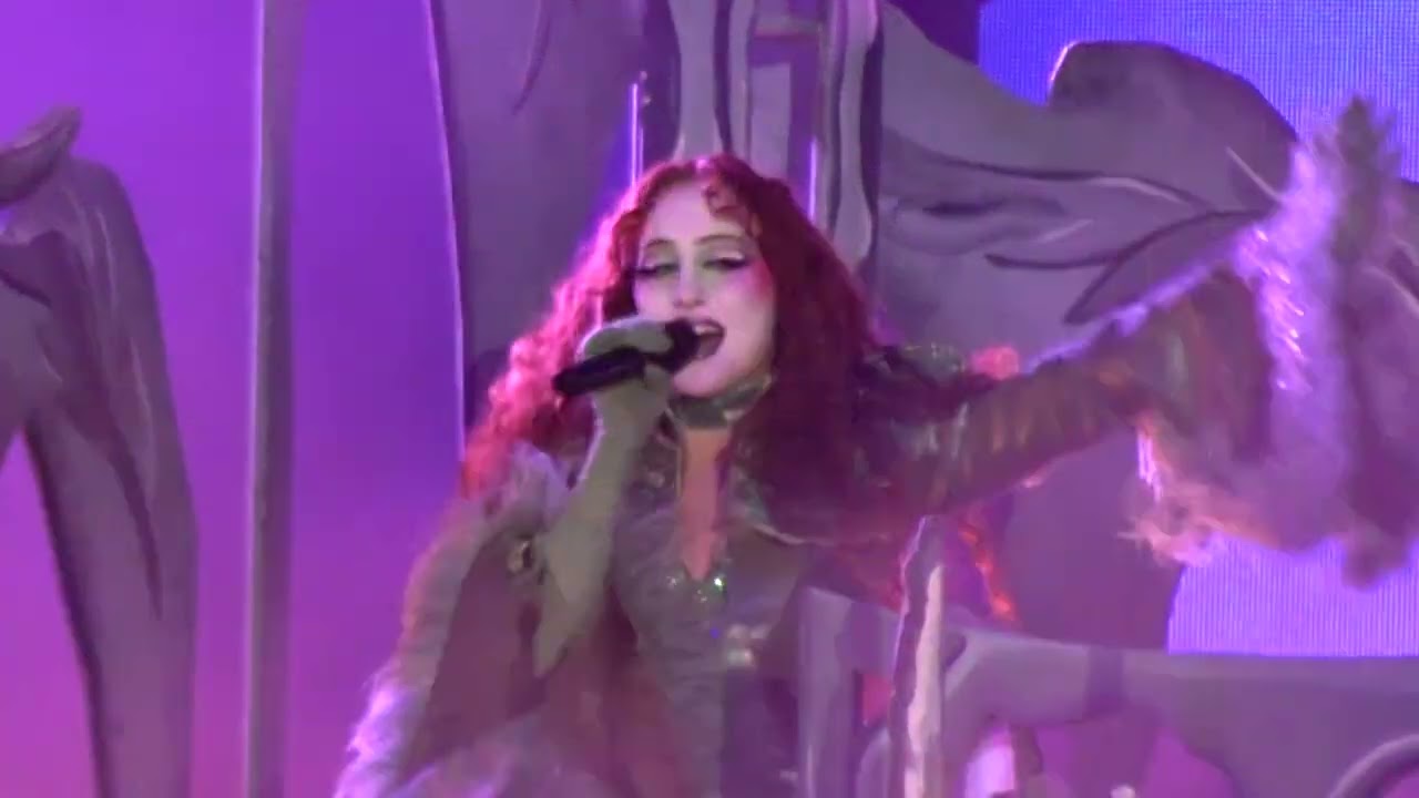 Chappell Roan - After Midnight (Live) Paris, Rock en Seine 2025