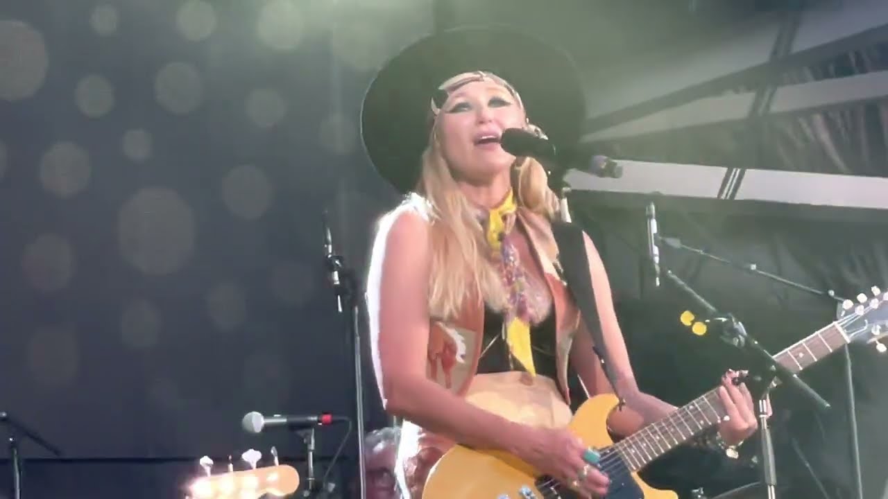 Jewel LIVE - Love Me Just Leave Me Alone - July 19, 2022 - Austin