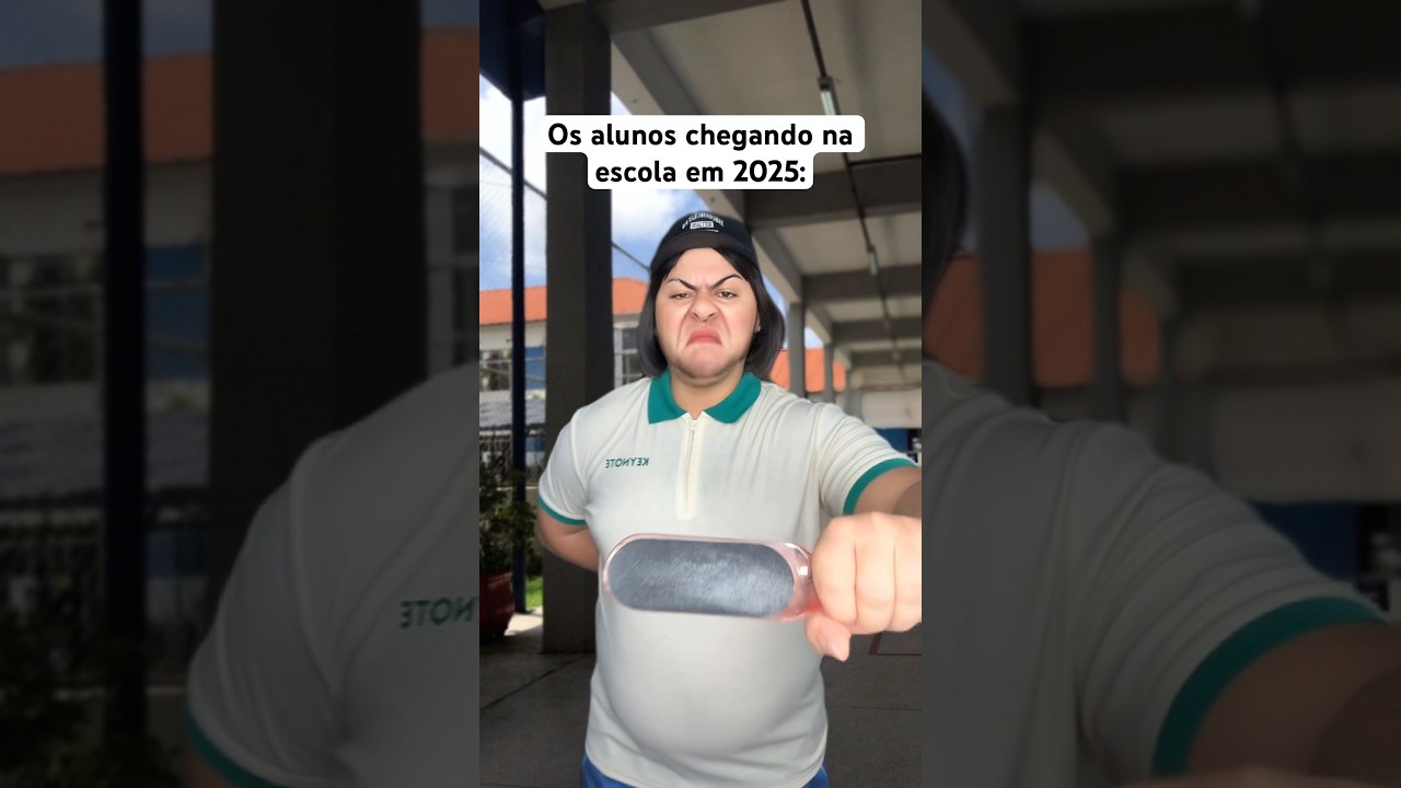 OS ALUNOS CHEGANDO NA ESCOLA EM 2025
