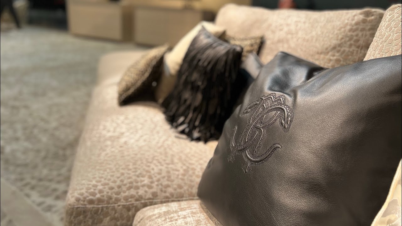 Roberto Cavalli - Salone del mobile di milano 2022 | نمايشگاه مبلمان و دكوراسيون ميلان ٢٠٢٢