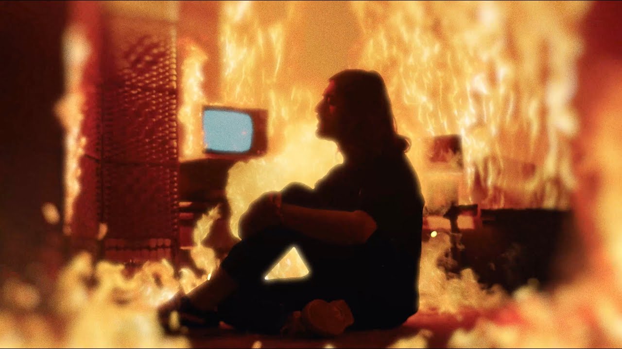 Asteroid Arcade - Mustard Yellow (Feat. Connor Hallisey) [Official Music Video]