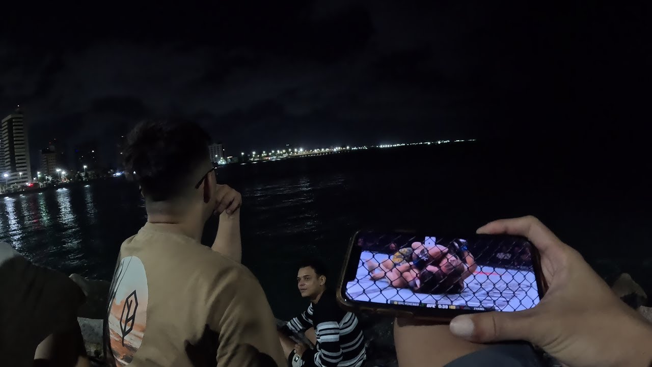 FUI NA PRAIA DE MADRUGADA