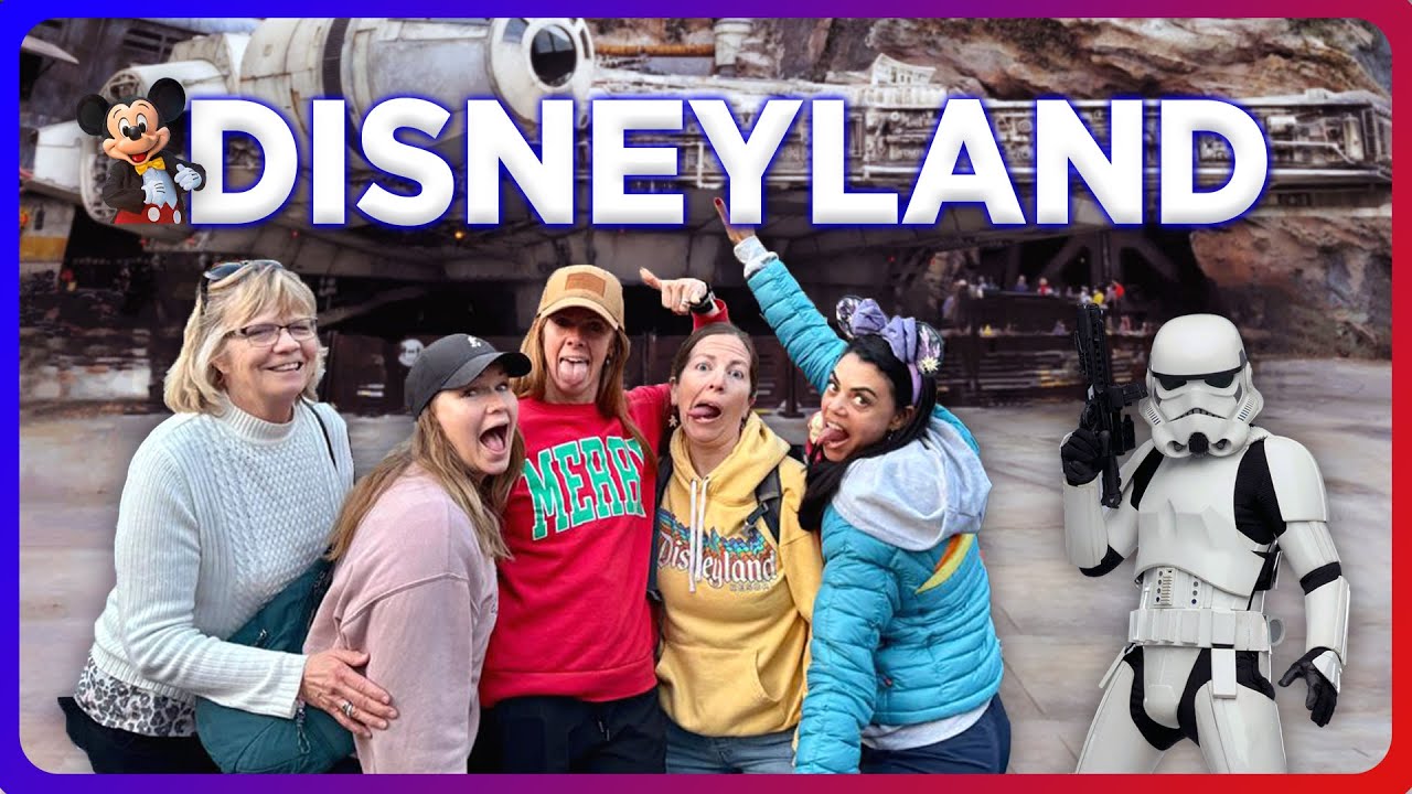Disneyland at Christmas: Magical Madness!
