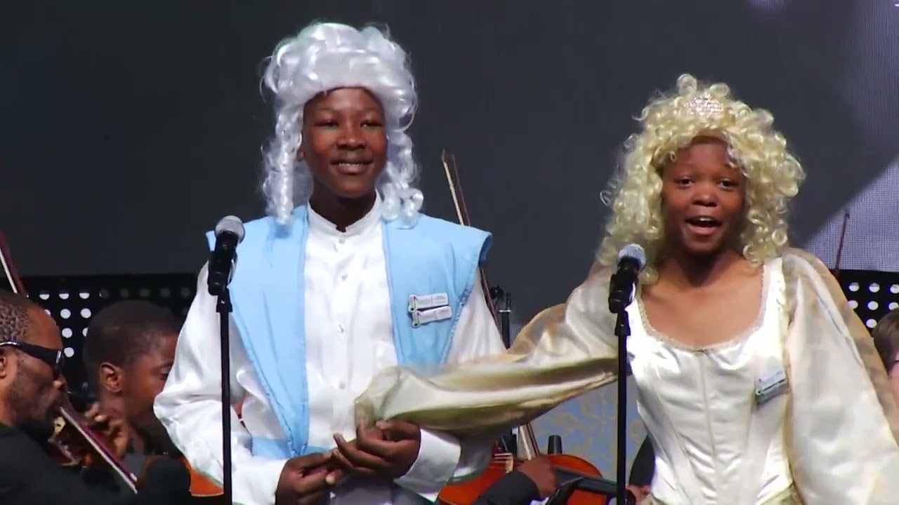 NN Ndebele Secondary School Duet | Tarare: Ami, ton courage m'eclaire | Antonio Salieri