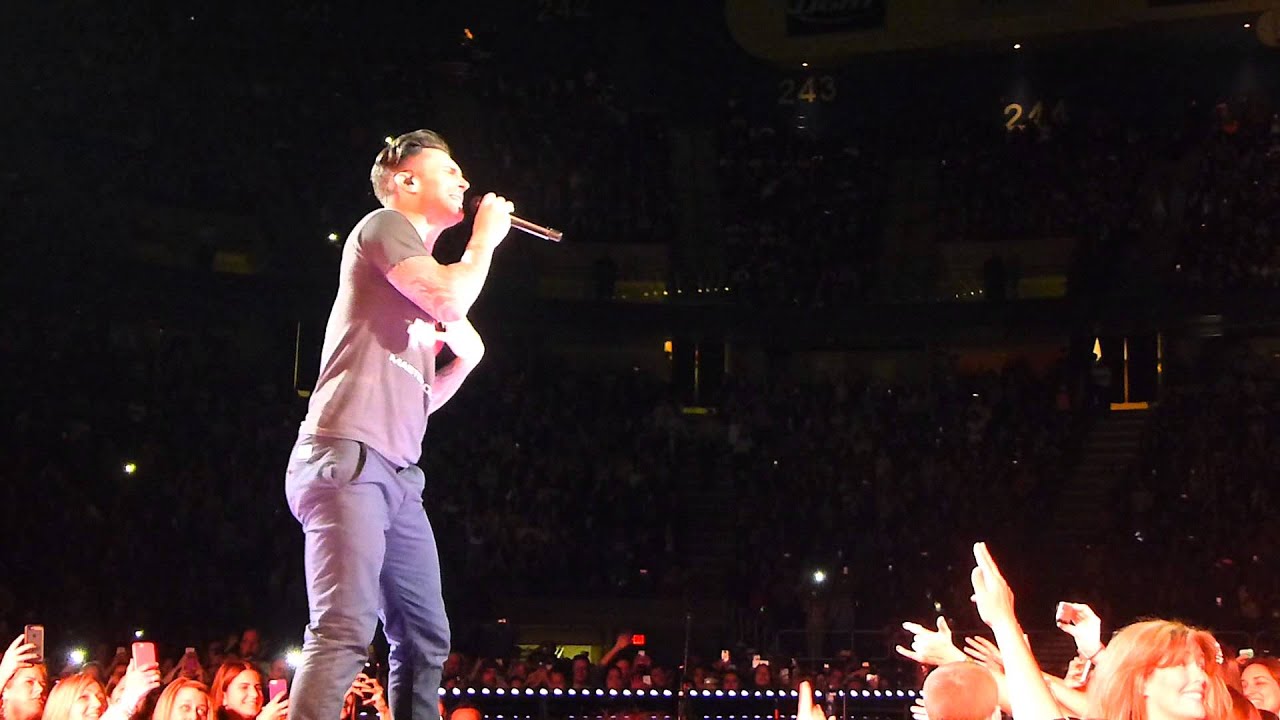 Maroon 5 - Daylight - Live - March 8, 2015 - New Jersey Izod Center