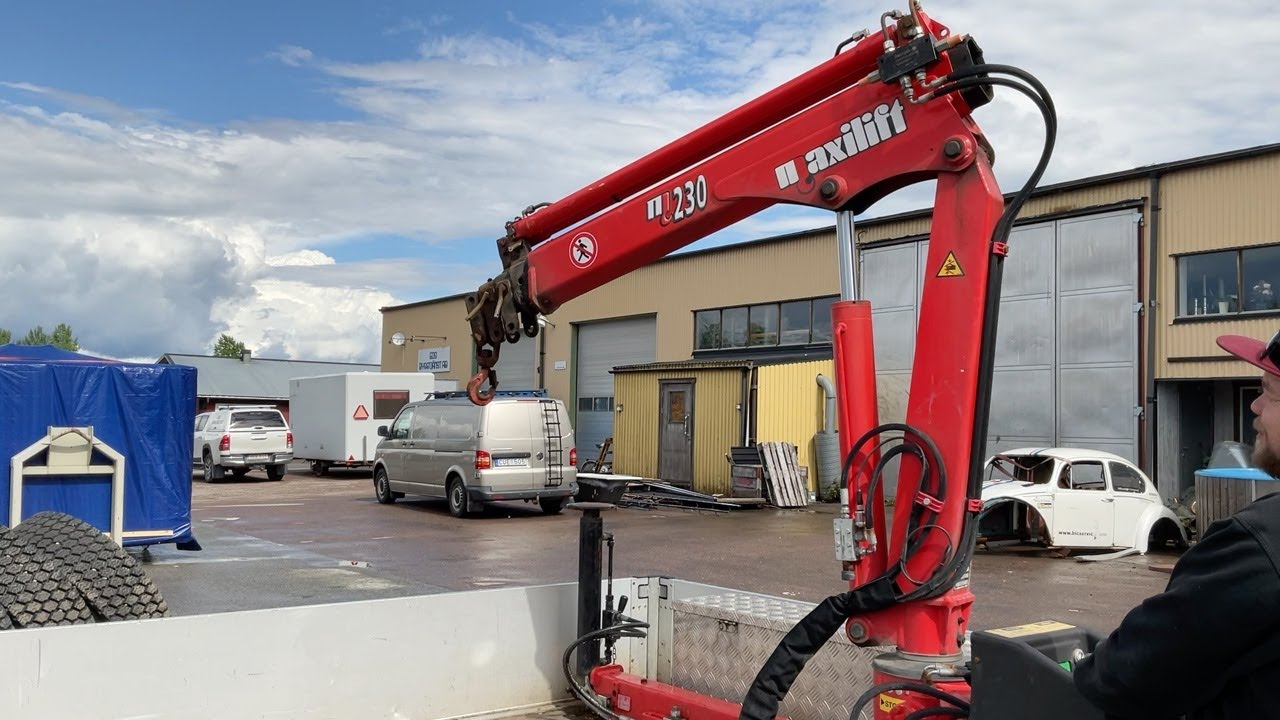 Köp Bilkran Maxilift 230 med släp Westbay på Klaravik