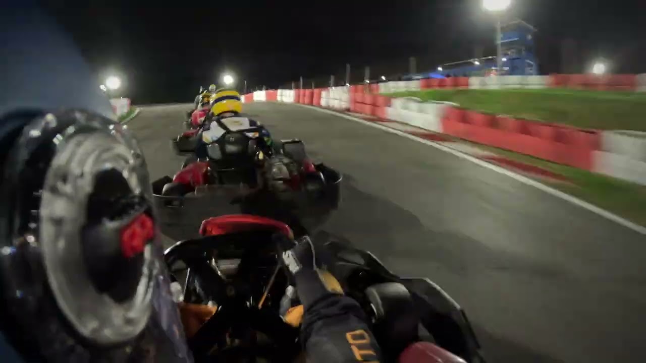 P8 largando de último (KGV 108)