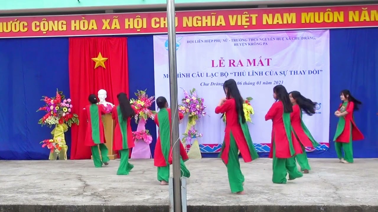 MÚA-CHƯA BAO GIỜ MẸ KỂ - TRƯỜNG THCS NGUYỄN HUỆ