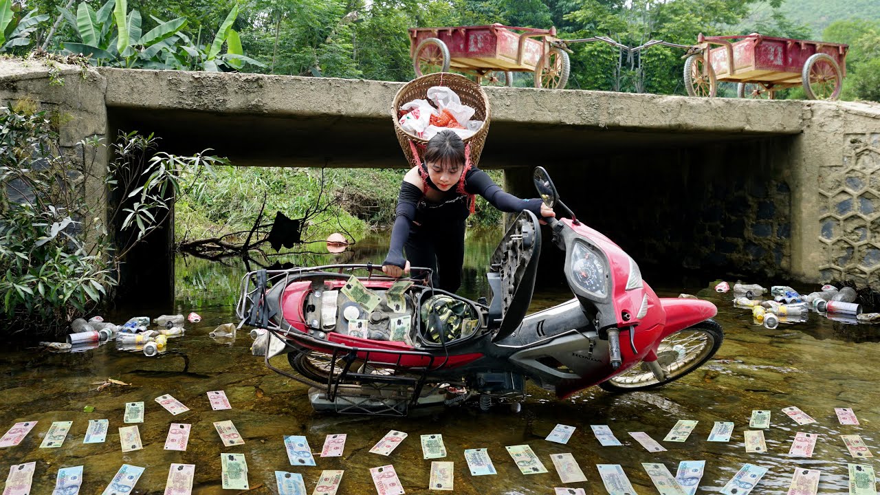 Unexpected discovery of motorbike containing treasure under bridge while collecting scrap