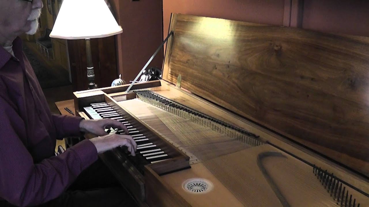 Ryan Layne Whitney: C.P.E. Bach, Rondo in E-flat, Wq 61/1 (on clavichord)