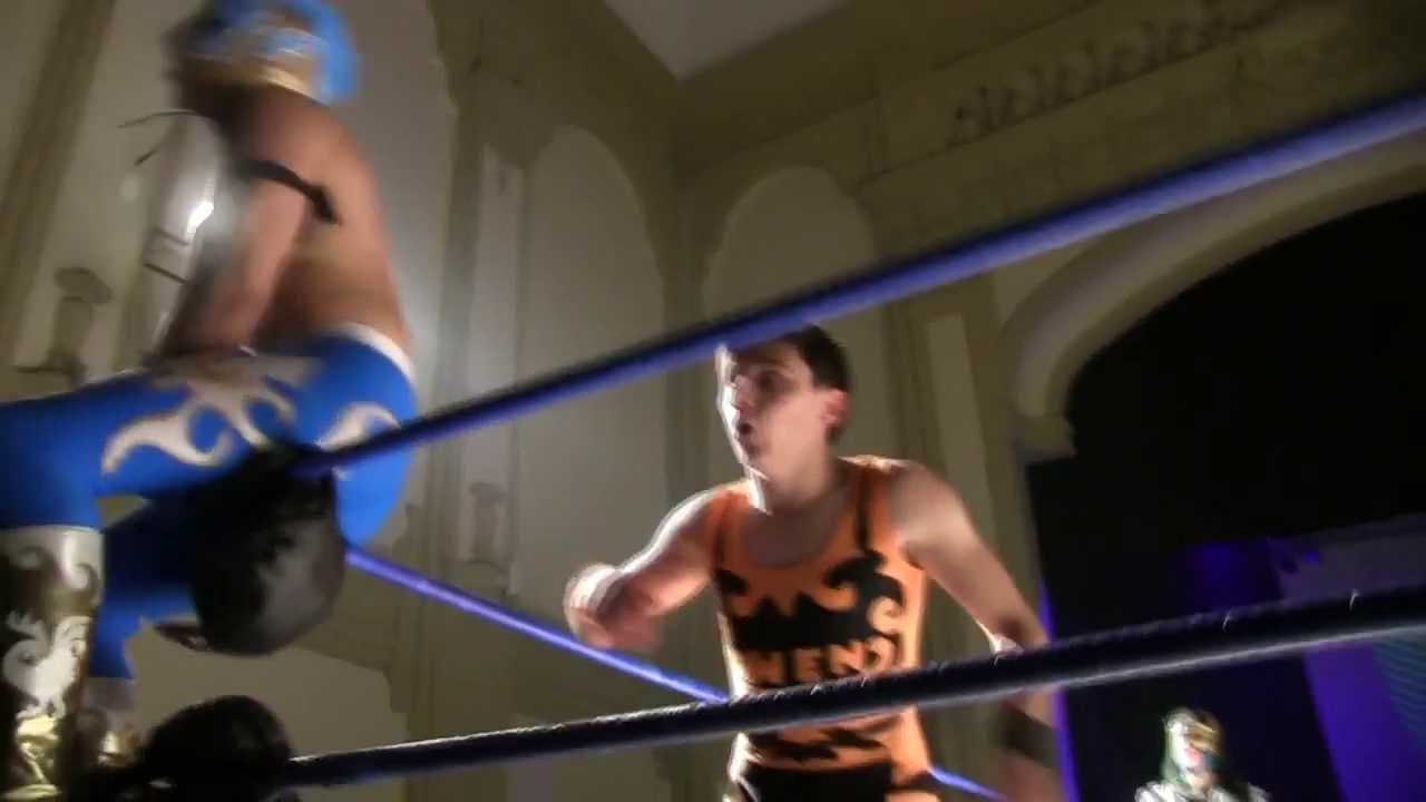 Reel: Owen - Revolucion Lucha Libre 2013
