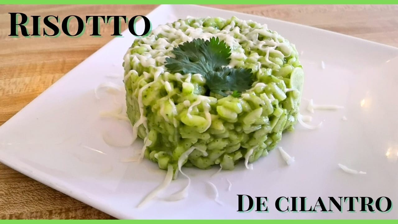 Preparando Risotto de cilantro a mi estilo