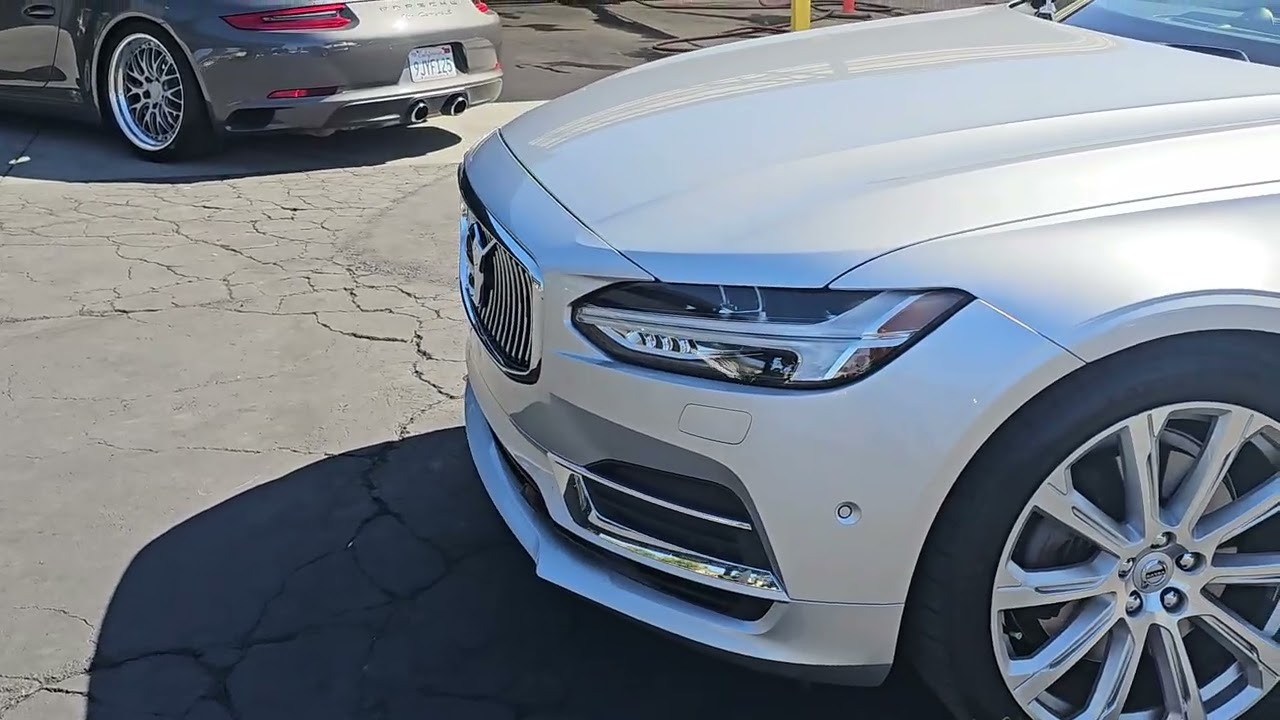 2018 Volvo S90 T8 Inscription—Elegance Meets Electrified Performance! Stop by 