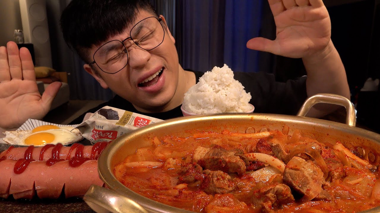 ASMR Mukbang 먹방창배 돼지김치찌개 백반 소세지 김 계란후라이 완벽 조합 한식 맛집 레전드 먹방 kimchi stew Legend kfood eatingshow reals