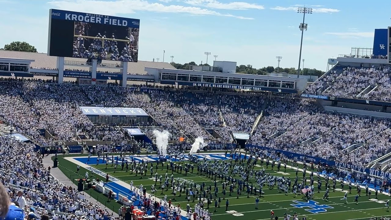 Kentucky vs. Youngstown State pregame entrance inside Kroger Field