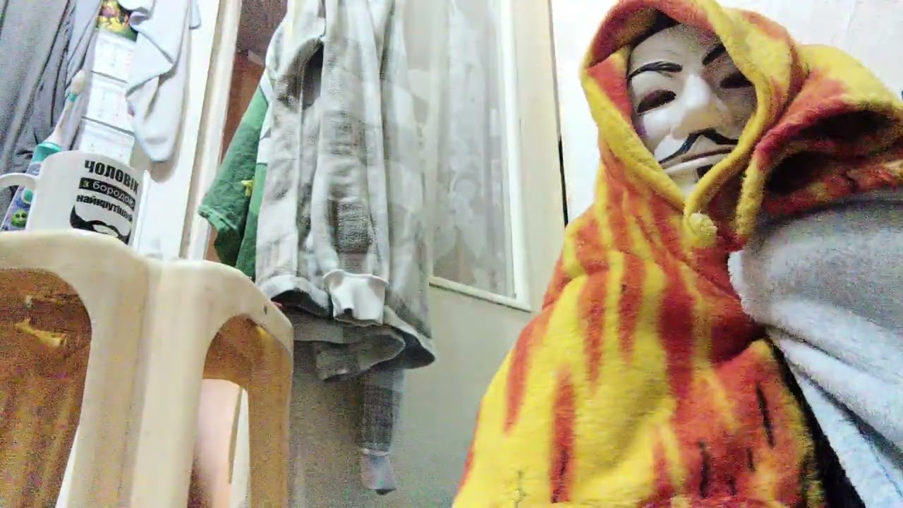 Новый телефон и новый Анонимус