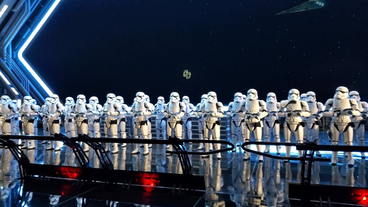  Star wars: Rise of The Resistance ride | Disneyland