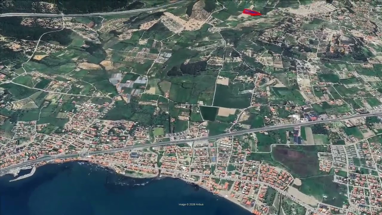 Urla Yelaltı’nda Deniz Manzaralı, Lüks Villalar Arasında Özel Tarla